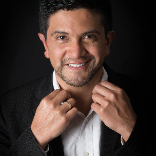 Voice artist - Luis B.