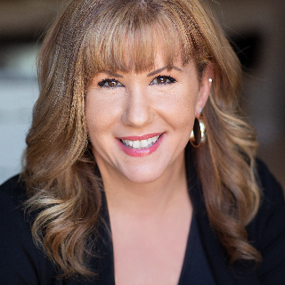 Voice artist - Marie-Andrée H.