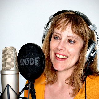 Voice artist - Gitta V.