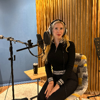 Pierina Escalante, voice actor